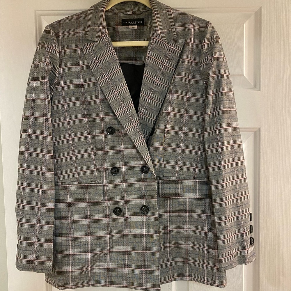 Woman’s Checkered Blazer- Casual